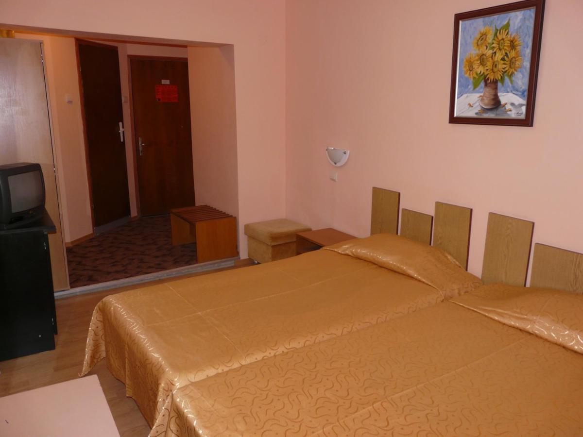 Family Hotel Balchik Ngoại thất bức ảnh